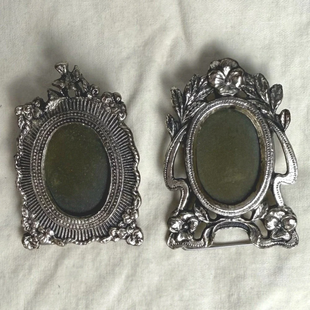 VTG Set of 2 Mini Victorian Style Silver Tone Easel Frames Oval Cherub Floral